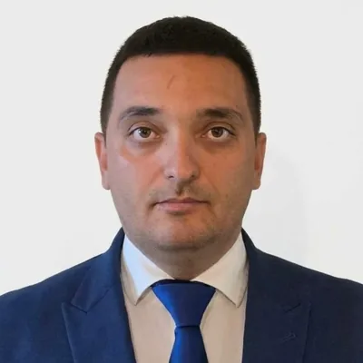 Костадин Михайлов